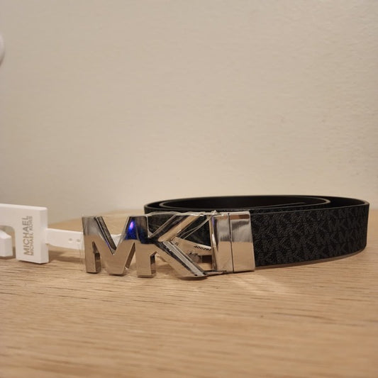 Cinturón Michael Kors Reversible para Hombre – Diseño 2 en 1 con Hebilla Logo MK Plateada