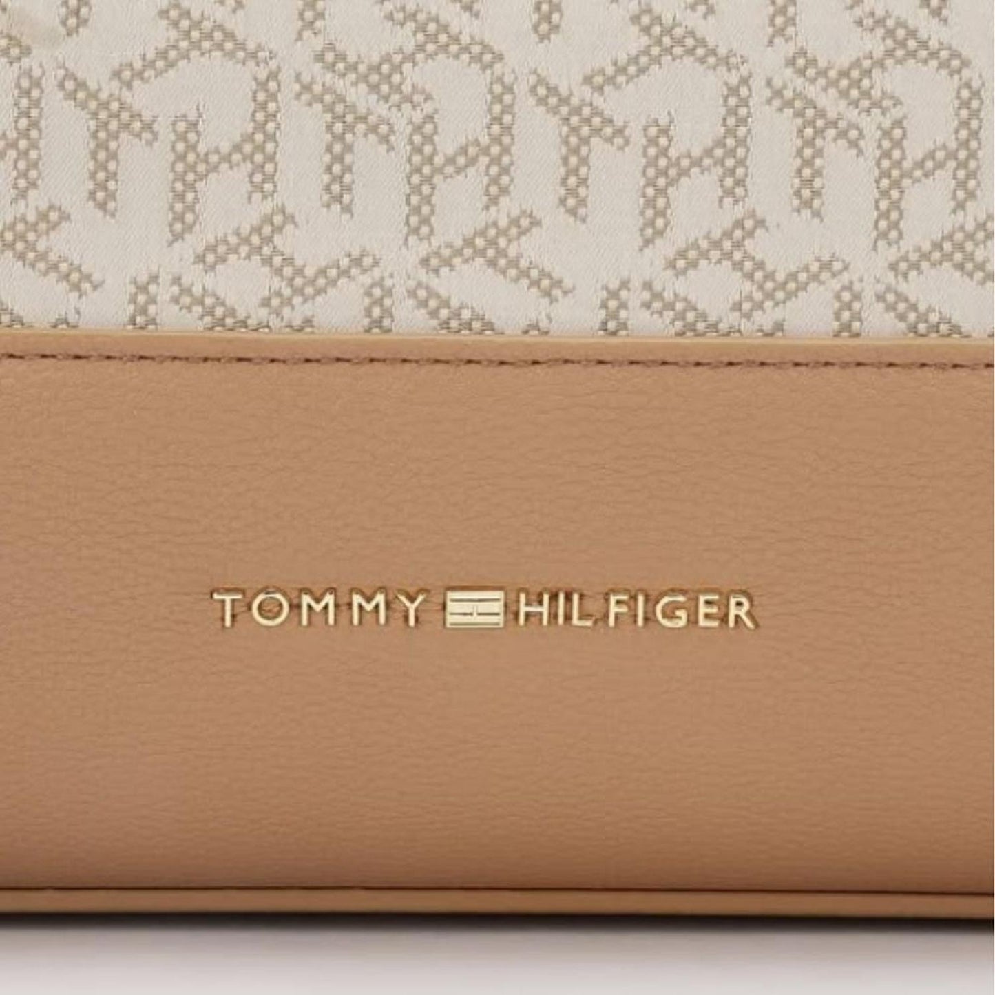 Cartera Tommy Hilfiger Doble Asa Monogram - Beige
